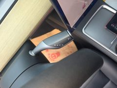 Tesla Model Y Rear-Wheel Drive - ფოტო 13