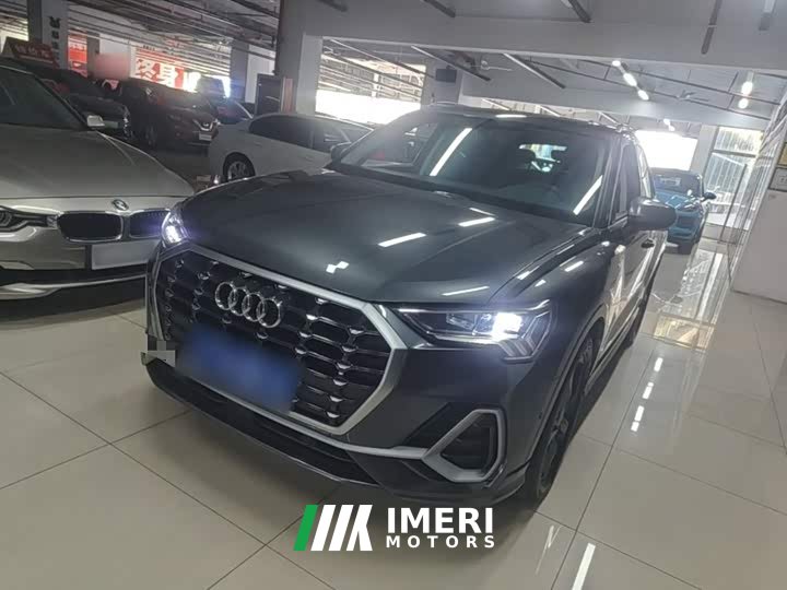 Audi Q3 35 TFSI Fashion Dynamic Edition (1.5T) - ავტომობილი ჩინეთიდან