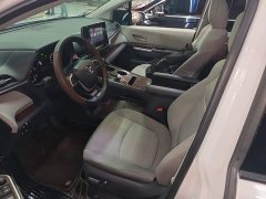 Toyota Sienna 2023 2.5L Hybrid Comfort Edition - ფოტო 14