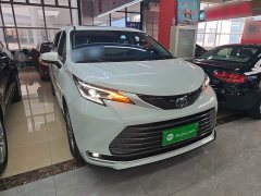 Toyota Sienna 2023 2.5L Hybrid Comfort Edition - ფოტო 3