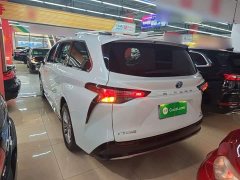 Toyota Sienna 2023 2.5L Hybrid Comfort Edition - ფოტო 4