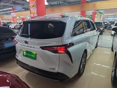 Toyota Sienna 2023 2.5L Hybrid Comfort Edition - ფოტო 6