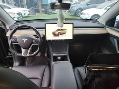 Tesla Model Y Rear-Wheel Drive - ფოტო 9