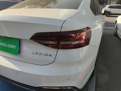 Volkswagen Lavida 1.5L Automatic Five Million Edition - ფოტო 8