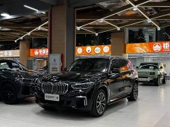 BMW X5 Facelift xDrive 30Li M Sport Premium Package - ფოტო 1
