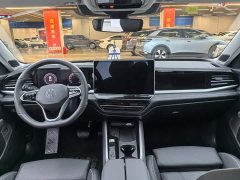 Volkswagen Passat 2025 Pro 380TSI Dragon Premium Edition - ფოტო 14