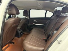 BMW 3 Series 325Li M Sport Package - ფოტო 7