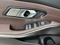BMW 3 Series 320Li M Sport Package - ფოტო 13