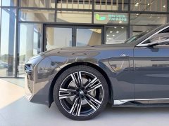 BMW i7 eDrive50L M Sport Luxury Package - ფოტო 4