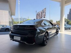BMW i7 eDrive50L M Sport Luxury Package - ფოტო 5