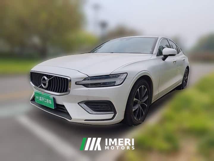 Volvo S60 T4 Intelligent Luxury Edition