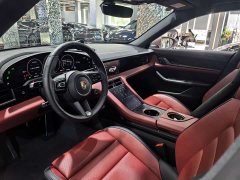 Porsche Taycan - ფოტო 11
