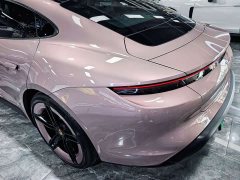Porsche Taycan - ფოტო 9
