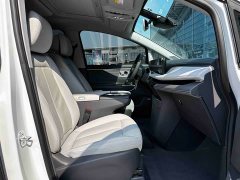 Buick GL8 Luzun Respect Edition - ფოტო 13