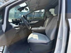 Buick GL8 Luzun Respect Edition - ფოტო 8