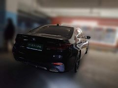 BMW 5 Series 530Li Premier M Sport Package - ფოტო 6