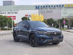 Volkswagen Touareg 2022 3.0TSI Rui Xiang Edition Obsidian Black Sport Package - ფოტო 3
