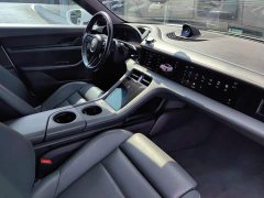 Porsche Taycan - ფოტო 11