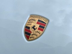 Porsche Taycan - ფოტო 14