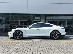 Porsche Taycan - ფოტო 2