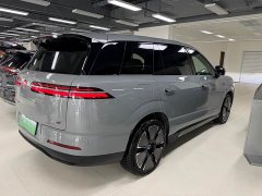 Denza BYD Denza N8L Flagship - ფოტო 4