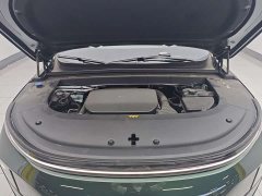 Li Auto L6 2025 Pro Smart Refresh Edition - ფოტო 17