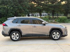 Toyota RAV4 2022 2.0L CVT FWD Urban Edition - ფოტო 5