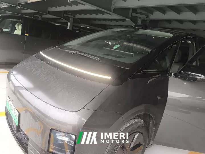 Li Auto Li Xiang MEGA Ultra - ავტომობილი ჩინეთიდან