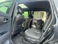 Toyota Crown Venza 2.5L HEV AWD Premium - ფოტო 4