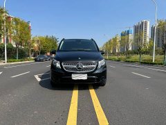 Mercedes-Benz Vito 2023 2.0T Elite 7-Seater - ფოტო 2