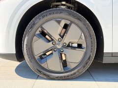Li Auto i6 Two-wheel drive standard version - ფოტო 13