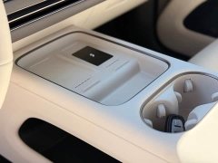 Li Auto i6 Two-wheel drive standard version - ფოტო 18