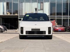 Li Auto i6 Two-wheel drive standard version - ფოტო 4