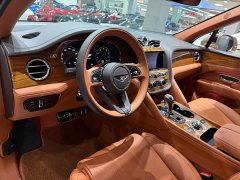Bentley Bentayga 4.0T V8 - ფოტო 6