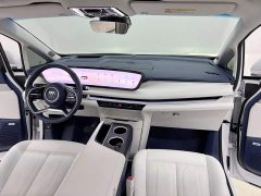 Buick GL8 New Energy Luxe Premium 7-Seater - ფოტო 12