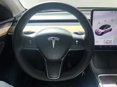 Tesla Model Y Standard Range RWD - ფოტო 9