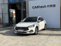 Ford Focus Sedan EcoBoost 180 Automatic Trend - ფოტო 1