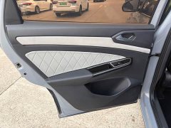 Volkswagen Jetta VS7 280TSI Automatic Gloss Honor Edition - ფოტო 17
