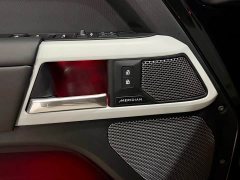 Land Rover Defender 110 3.0T P400 Dark Edition - ფოტო 13