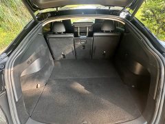 Tesla Model Y Performance All-Wheel Drive - ფოტო 8