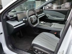 Geely Galaxy E8 700km Long-Range Smart Driving Edition - ფოტო 7