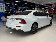 Volvo S60 B4 Smart Luxury Edition - ფოტო 13