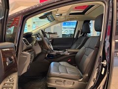 Honda Odyssey 2.0L Sharp Premium Edition - ფოტო 8