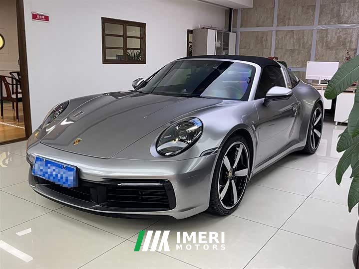 Porsche 911 Targa 4 3.0T