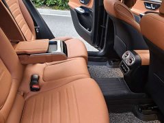 Mercedes-Benz GLC Facelift GLC 260 L 4MATIC Luxury 5-Seater - ფოტო 12