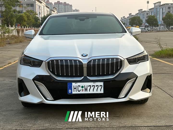 BMW 5 Series 530Li Luxury M Sport Package