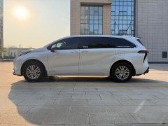 Toyota Sienna 2.5L Hybrid Comfort Edition - ფოტო 4