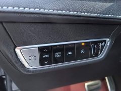 Cadillac XT5 2.0T Luxury - ფოტო 18