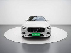 Volvo XC60 T5 AWD Smart Luxury Edition - ფოტო 2