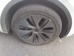 Tesla Model Y Long Range All-Wheel Drive - ფოტო 8